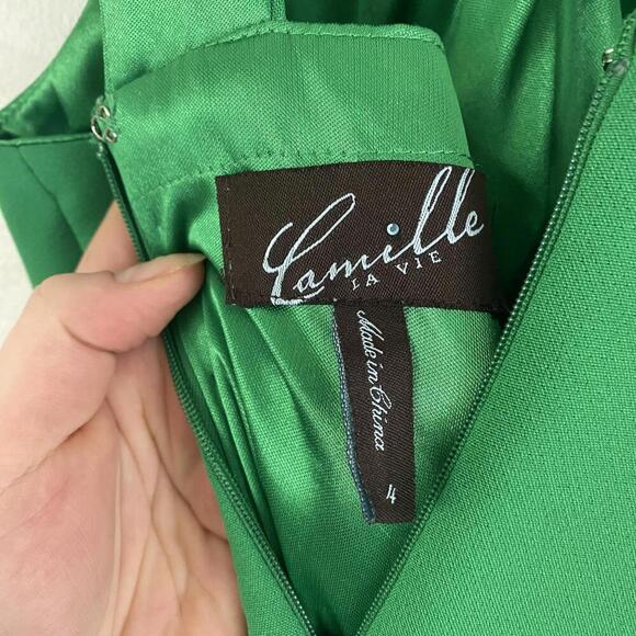 CAMILLE LA VIE Kelly green high neck maxi formal dress - Picture 4 of 7